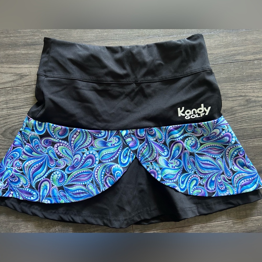 KANDY Golf women’s XS golf skirt with built in shorts